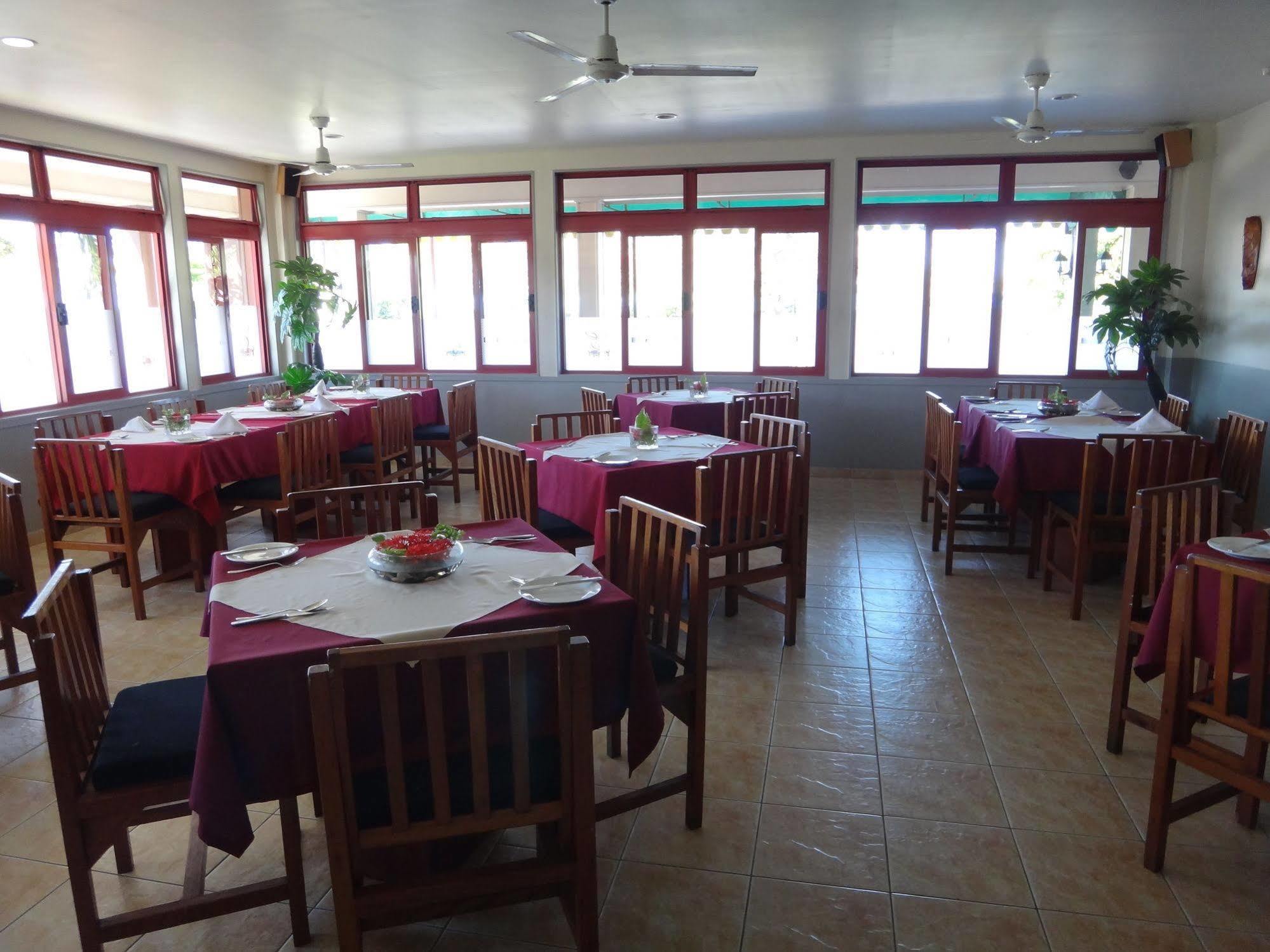 Hotel Elisa Apia Extérieur photo