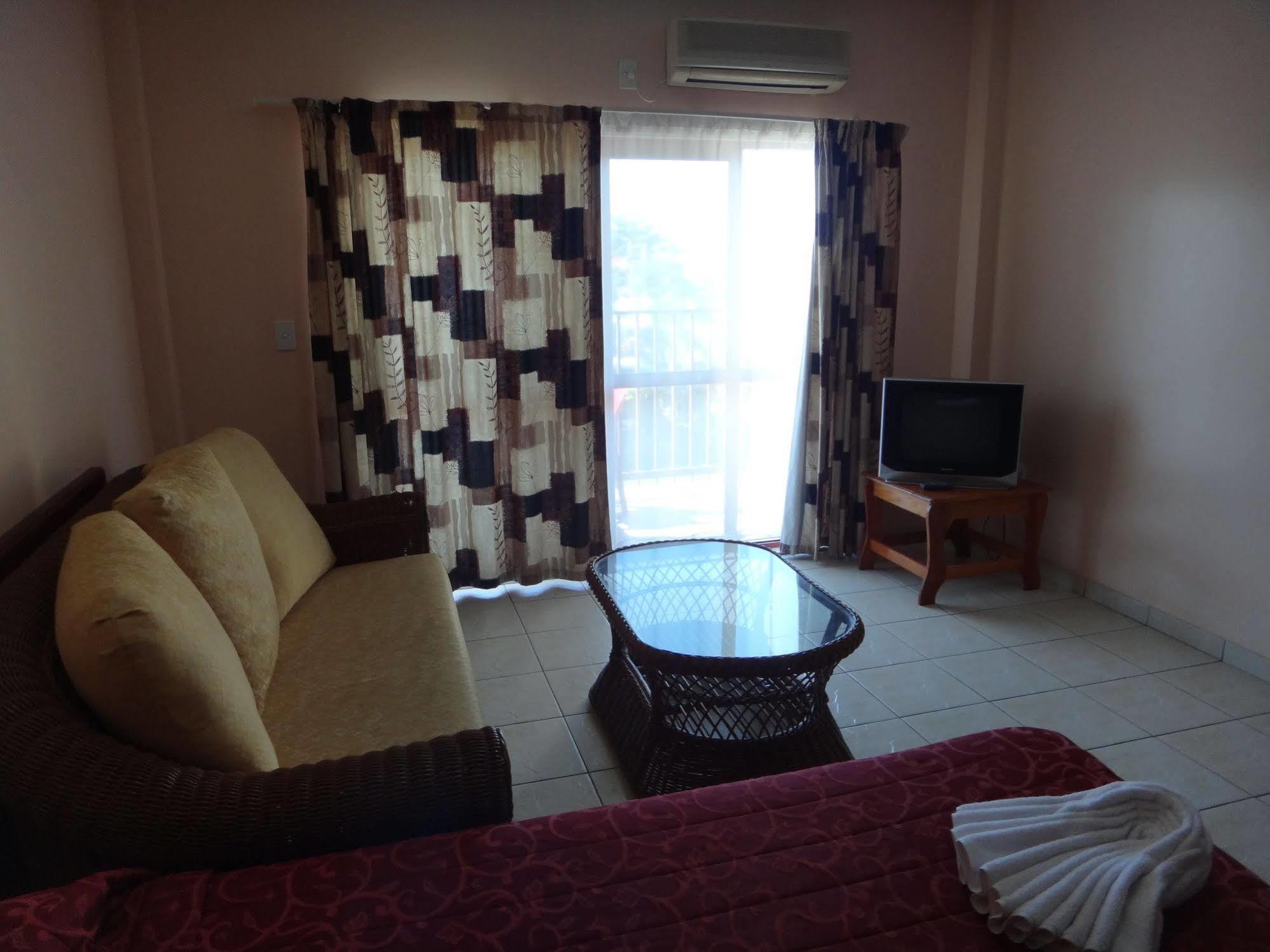 Hotel Elisa Apia Extérieur photo